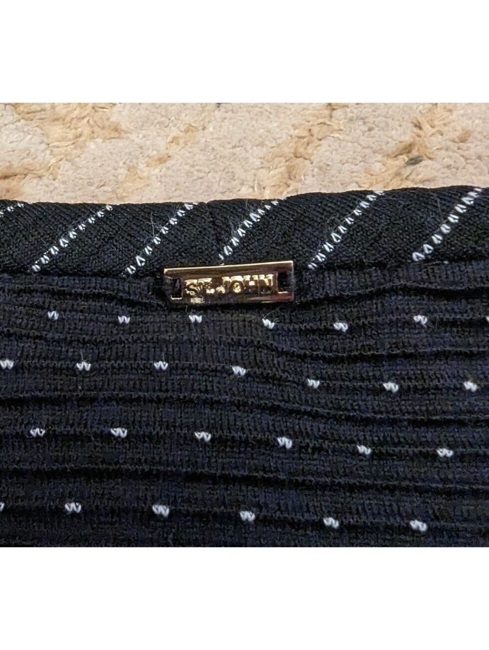 ST. JOHN Black Polka Dot Short Sleeve Blouse Shirt Small - Picture 8 of 8